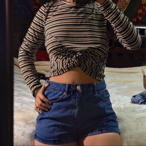 Cropped striped top